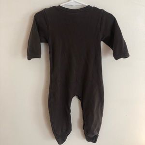 Kate Quinn footed onesie 6-9 months